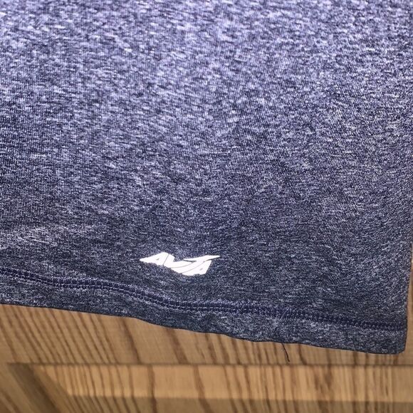 NWOT Women’s Avia medium lightweight blue hoodie - Picture 5 of 9